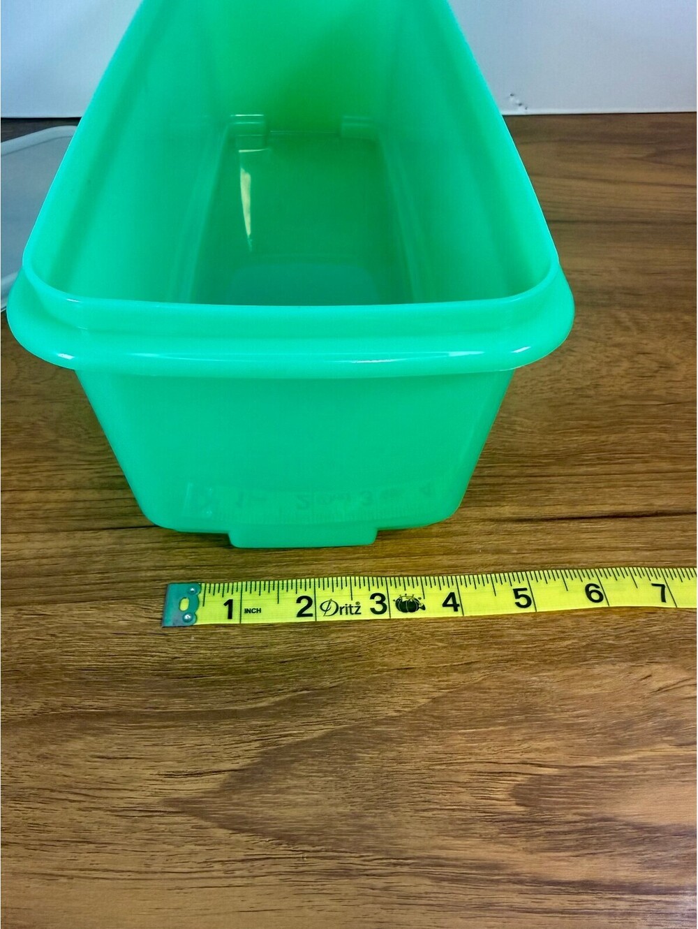 Vintage Tupperware Large Green Rectangular Storage Container with Lid - Picture 7 of 8
